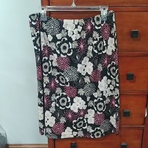 Ladies Skirt